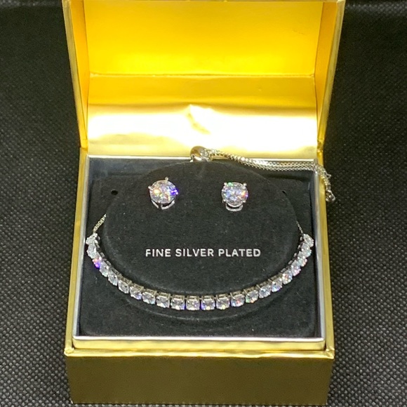 Fine Silver Bracelet and Stud Earrings ✨✨ - Picture 3 of 8